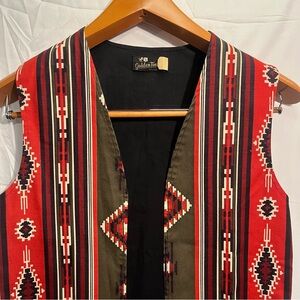 Vintage Aztec Tribal Pattern Vest Golden Touch 90s Red Green White Black